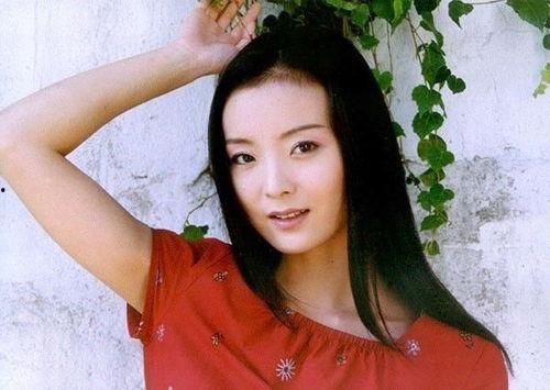王艳的孩子的老公,揭秘帅气老公背后的故事
