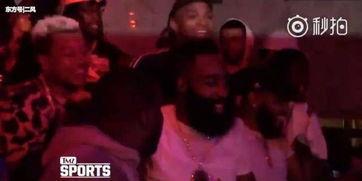 美女脚伤视频,温馨治愈视频感动网友